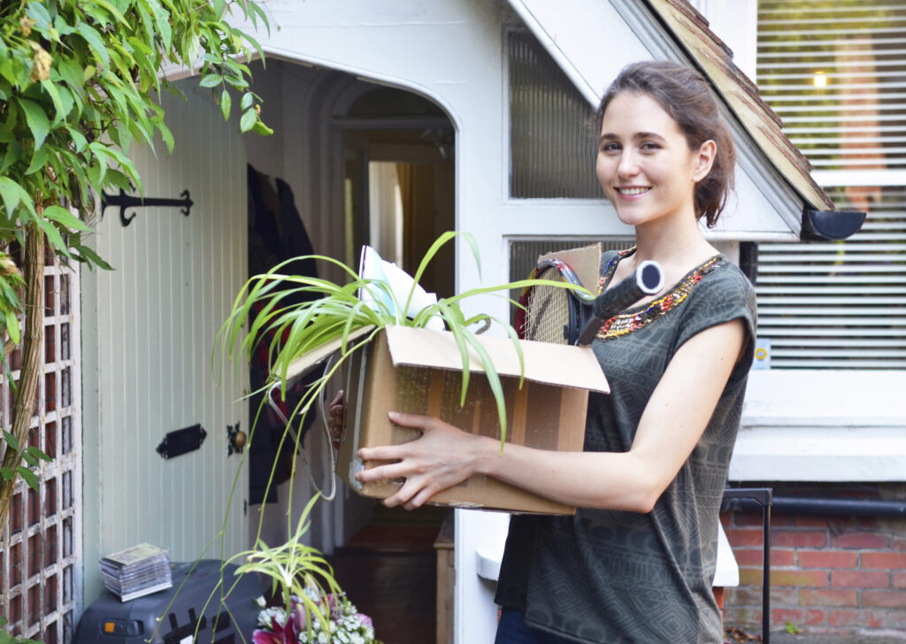 Moving Home in Glastonbury with Simply Priced Removals Moving Home in Glastonbury
